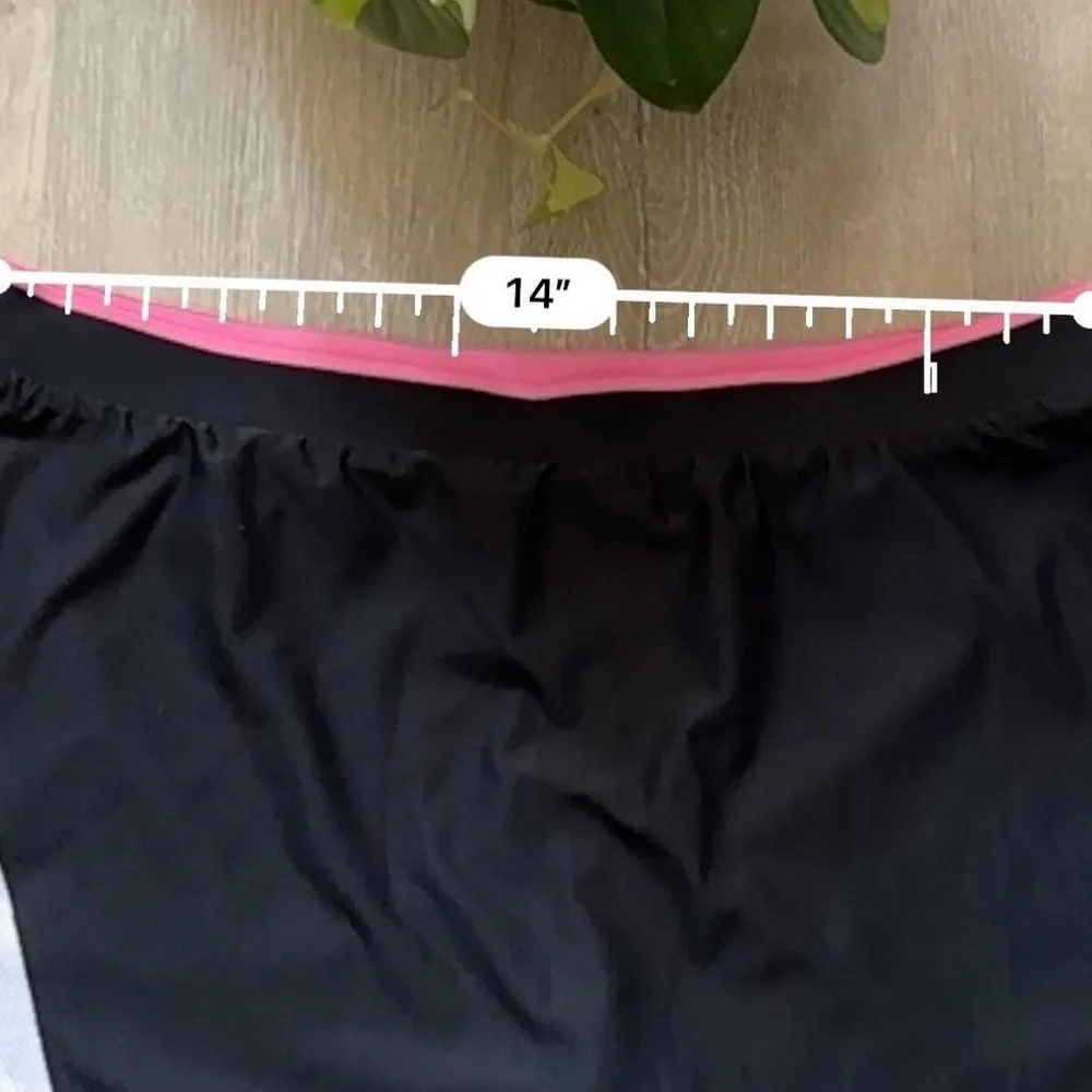 Vintage y2k Black and Pink Skort Mini